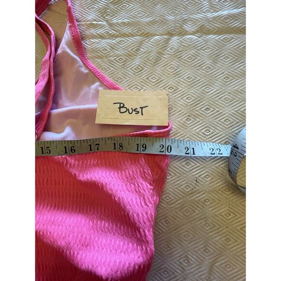 4XL Pink Textured One-Piece Swimsuit Adjustable Strap Ruched Sides Keyhole Front - Picture 9 of 10